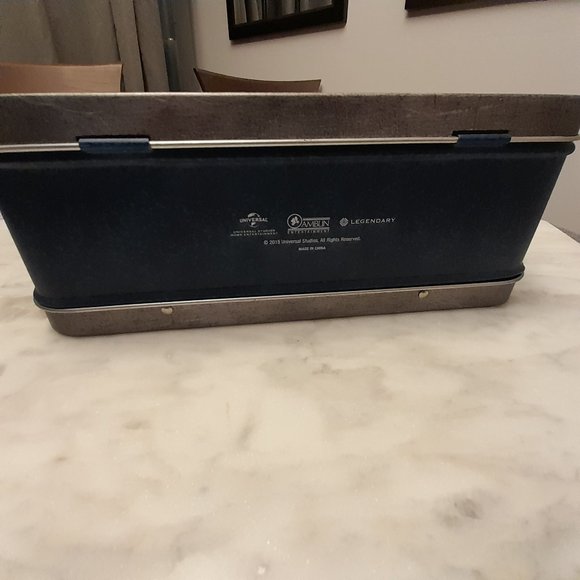 2015 Universal Studios Jurassic World Park Tin Metal Lunch Box Amblin - Picture 8 of 8